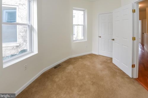 5450 Catharine St, Philadelphia PA 19143-2606 exterior