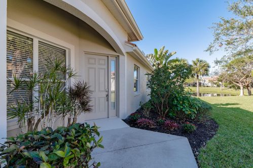 8502 Bent Creek Way, Naples, FL 34114-9421