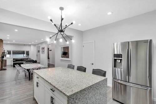 1850 Middle St, Pittsburgh PA 15227-3846 exterior