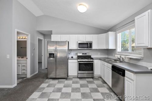 1044 Rathbone St, Wyoming MI  49509-1035 exterior