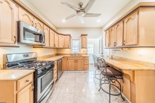 47 Barbour St, Paterson NJ 07508-1421 exterior