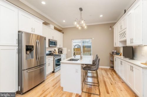 1311 Bouvier St, Philadelphia PA  19146-4702 exterior