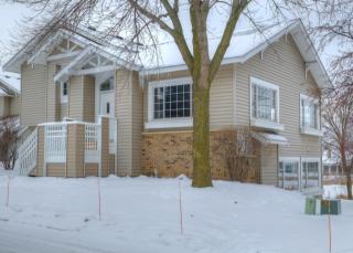 6904 Lake Ter, Saint Paul MN  55125-3966 exterior