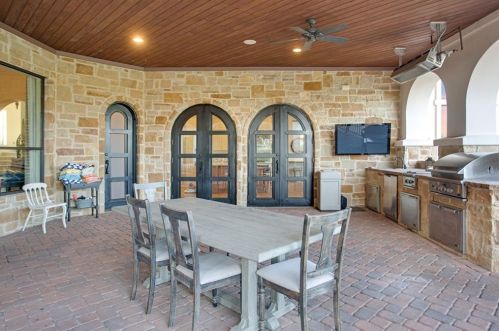 316 Dawn River Cv, Austin TX 78732-1986 exterior