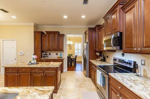 15704 Mifflin Ct, Tampa FL exterior