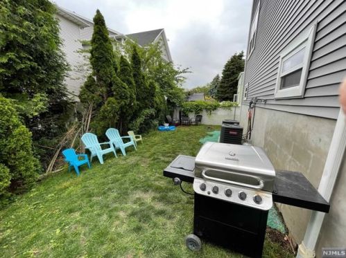 234 Division St, Cliffside Park NJ 07010-2305 exterior