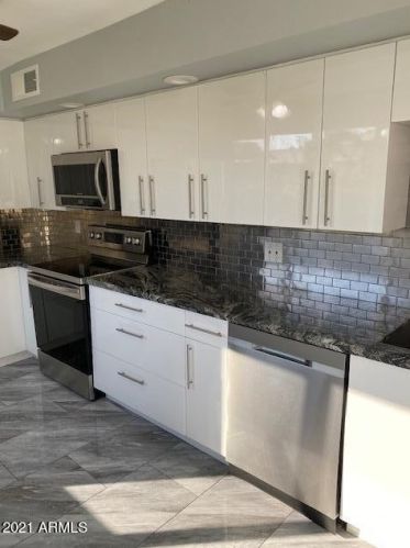 6735 10 St, Phoenix AZ 85086-0912 exterior