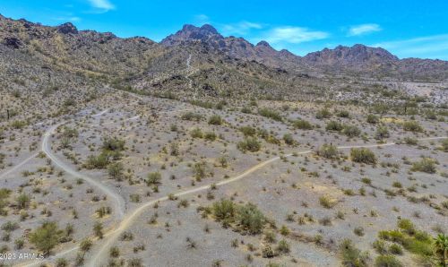 9052 29th St, Phoenix AZ  85028-5302 exterior