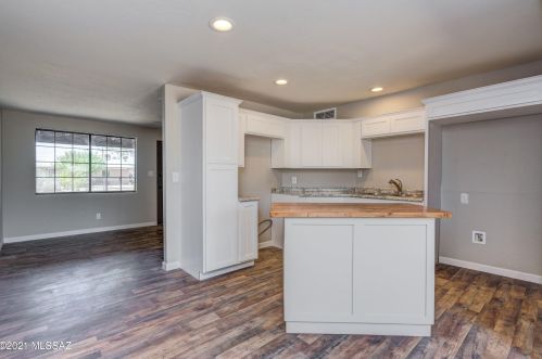 434 Montana St, Tucson AZ  85706-1244 exterior