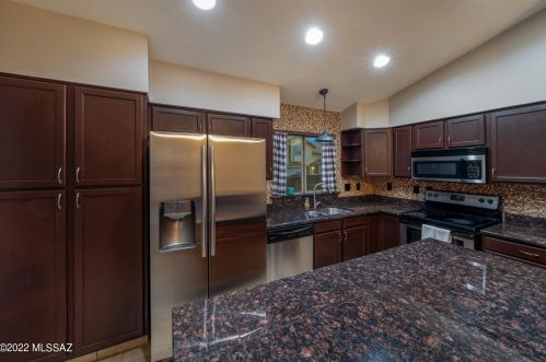 2622 Camino De La Caterva, Tucson AZ  85742-9262 exterior