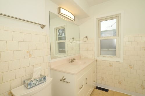 3719 89th St, Milwaukee WI  53228-1601 exterior