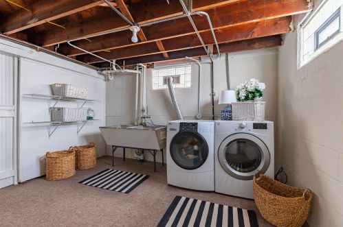 2722 Lefeber Ave, Milwaukee WI 53210-1140 exterior