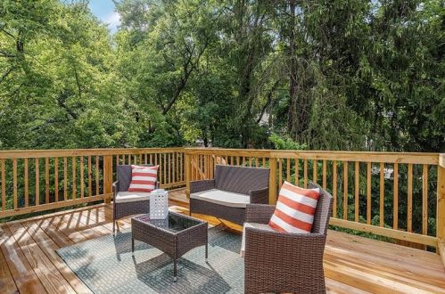 210 Friday Rd, Pittsburgh PA  15209-2110 exterior