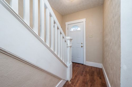 1626 Leolyn St, Pittsburgh PA  15210-3939 exterior