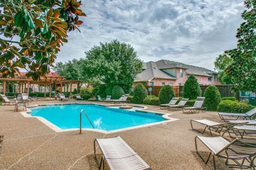 10107 Summit Run Dr, Frisco TX 75035-4726 exterior