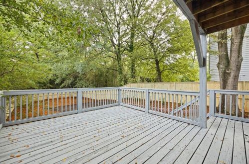 680 Holmes St, Atlanta GA  30318-7626 exterior