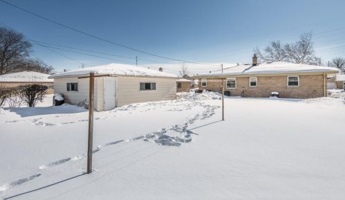 5640 Allerton Ave, Milwaukee WI 53221-2155 exterior