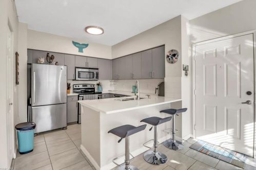 1200 Reserve Way, Naples, FL 34105-3820