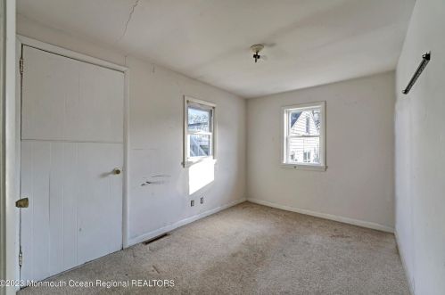 302 4 Ave, Belmar NJ 07719-2155 exterior