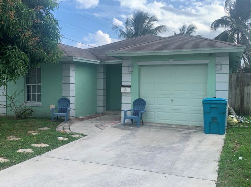 402 11th Ave, Boynton Beach, FL 33435-3051