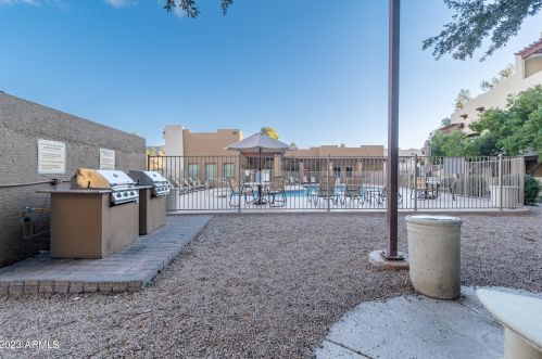 3434 Baseline Rd, Phoenix AZ 85042-7292 exterior