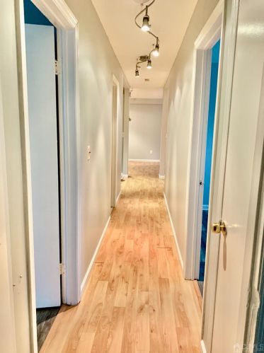 97 College Dr, Edison NJ 08817-5930 exterior