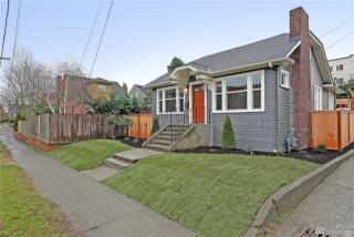 4211 College St, Seattle WA  98116-2038 exterior