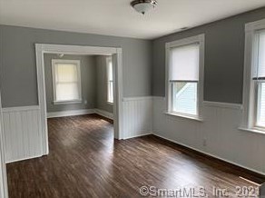 476 High St, Torrington CT 06790-5107 exterior