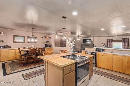 44219 12 St, Phoenix AZ 85086-7450 exterior