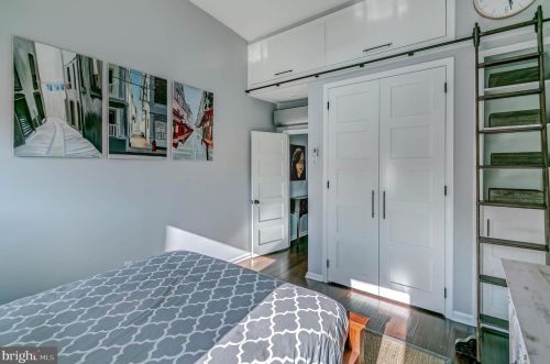 2263 12 Pl, Washington DC 20002-6355 exterior