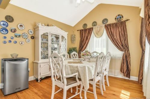 206 Richards Ave, Norwalk CT exterior