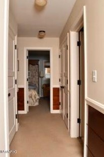 410 Cir Dr, Meskegon MI 49445-2714 exterior