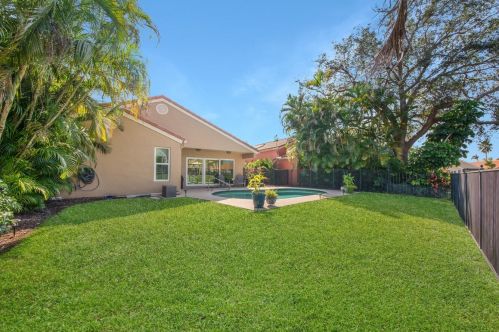 8411 Nadmar Ave, Boca Raton FL  33434-5428 exterior