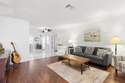 10910 Hachita Dr, Port Richey FL  34668-2719 exterior