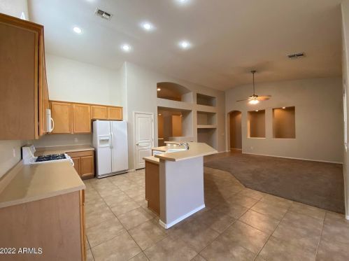 1453 Jade Dr, Chandler AZ  85286-2568 exterior