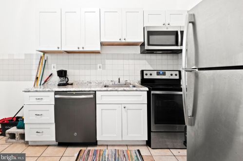 4118 Girard Ave, Philadelphia PA 19125-3305 exterior