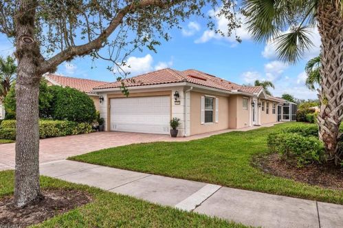 8399 Borboni Ct, Naples, FL 34114-2707