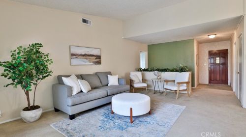 1100 Lincoln Ave, Fullerton CA 92831-4506 exterior