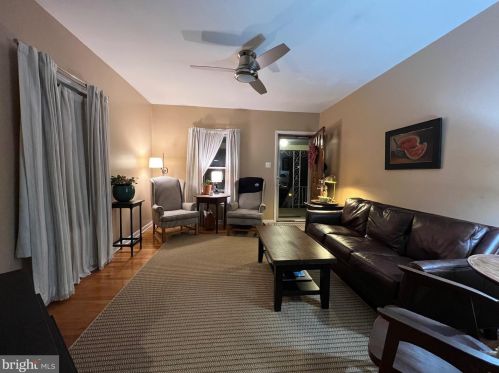 24 Haviland Ave, Camden NJ 08106-1020 exterior