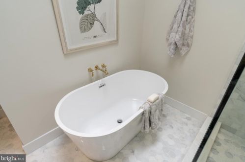 3523 16th St, Washington DC  20018-2301 exterior