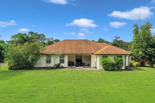 480 15th St, Naples FL 34117-4403 exterior