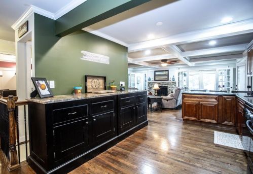 1401 Council Blf Dr, Atlanta GA 30345-4133 exterior