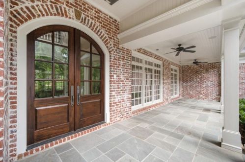 4585 Club Ter, Atlanta, GA 30319-1057