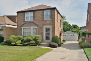 4853 Nagle Ave, Chicago IL  60630-2925 exterior