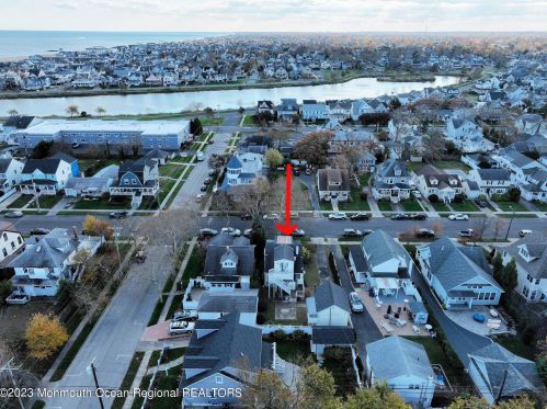 302 4 Ave, Belmar NJ 07719-2155 exterior