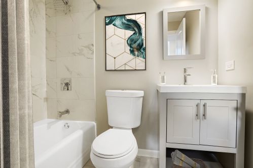 10826 Longwood Dr, Chicago IL  60643-3313 exterior