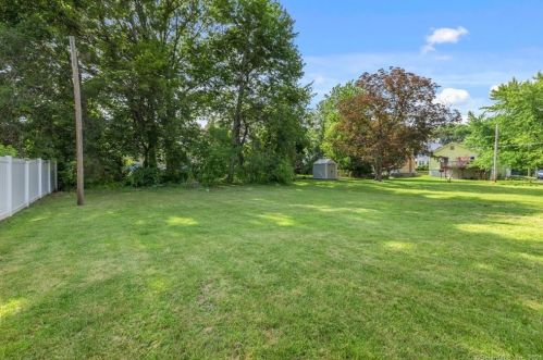 112 East St, New Britain CT  06051-3645 exterior