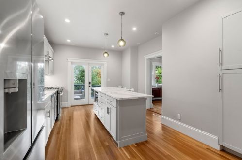 73 Fletcher St, Boston MA 02131-1918 exterior