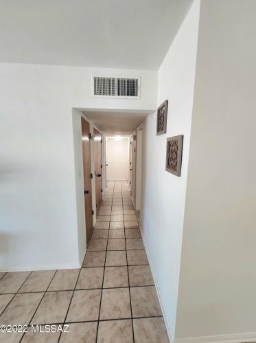 4814 Helen St, Tucson AZ 85719-4423 exterior