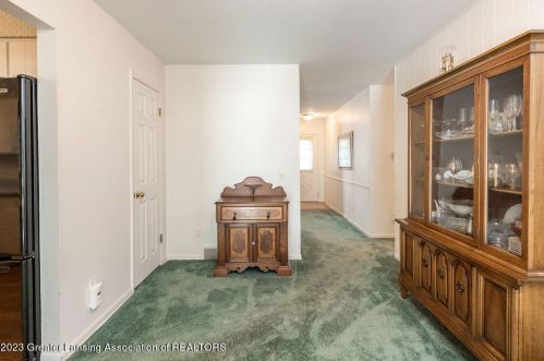 3914 Pr Ln, Dewitt MI exterior